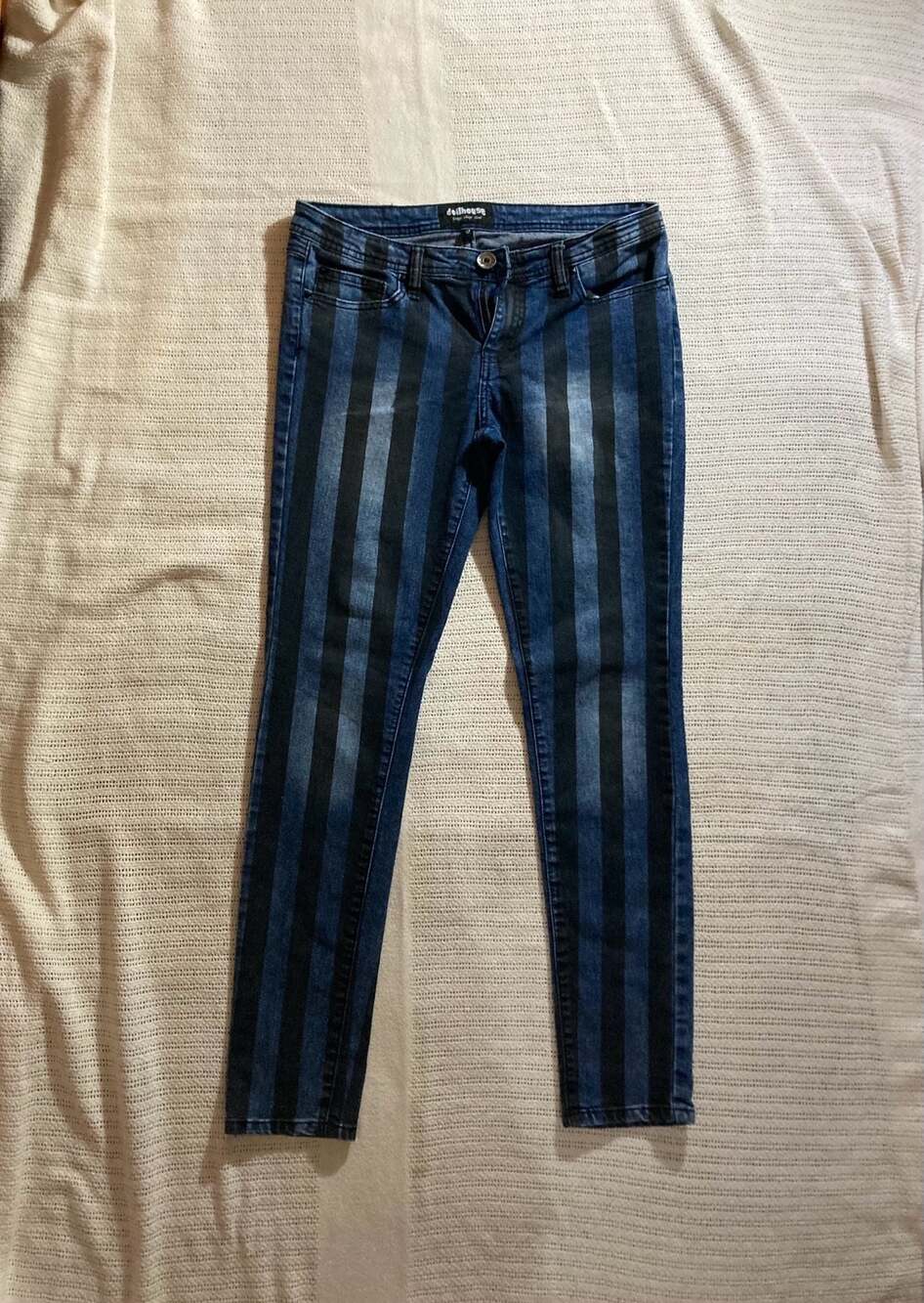 Dollhouse Crazy Sexy Cool Blue And Black Vertical Striped Skinny Jeans Size 9